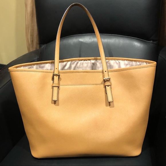 Tan Michael Kors Tote Purse - Picture 4 of 8